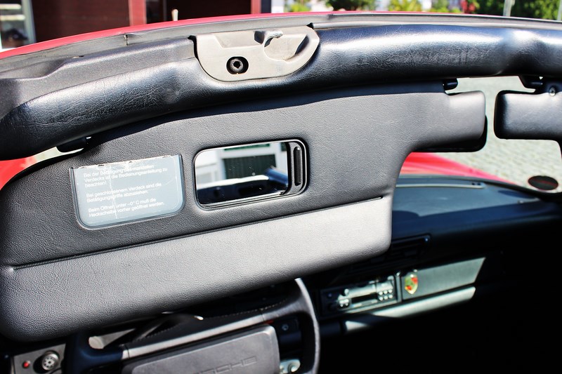 1986 Porsche 911 Carrera 3.2 Cabriolet